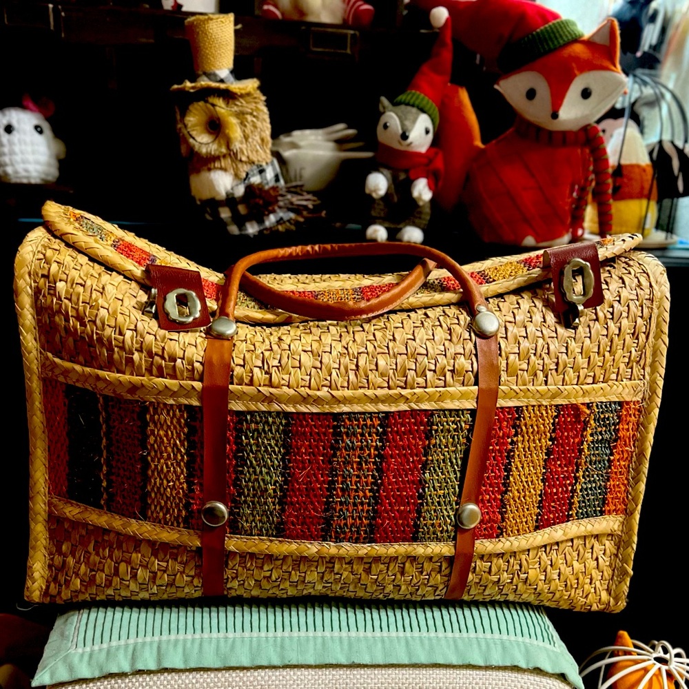 Large vintage woven wicker tote bag in "Boho" style